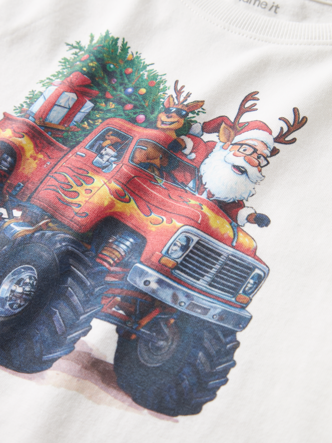 model_shot-front_full